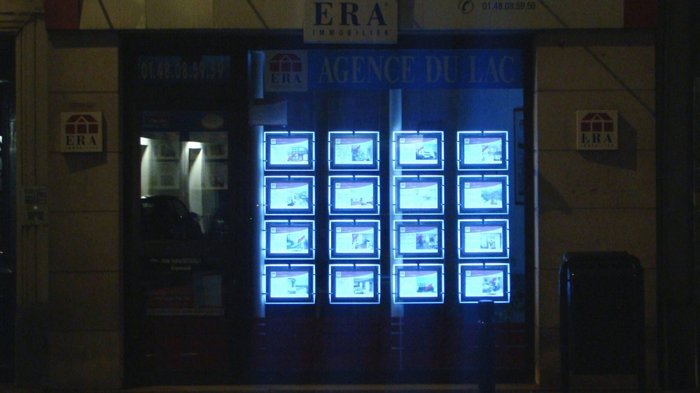 porte-affiche-led-agence immobilier-paris