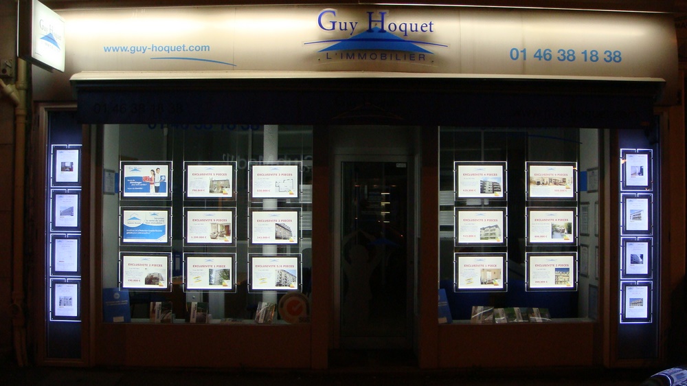 porte-affiche-led-agence immobilier-paris3